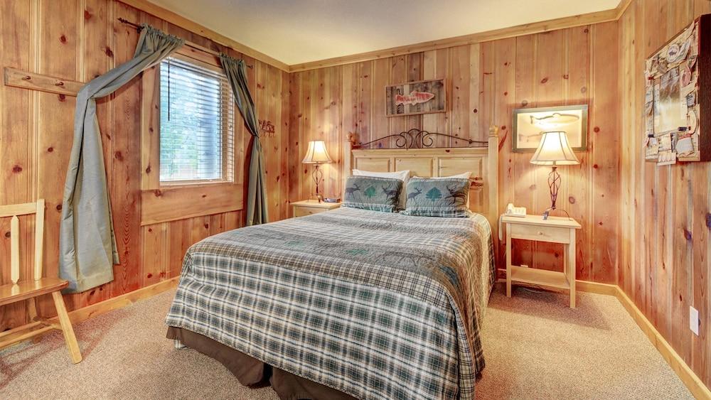 Eagle Fire Lodge & Cabins photo 96