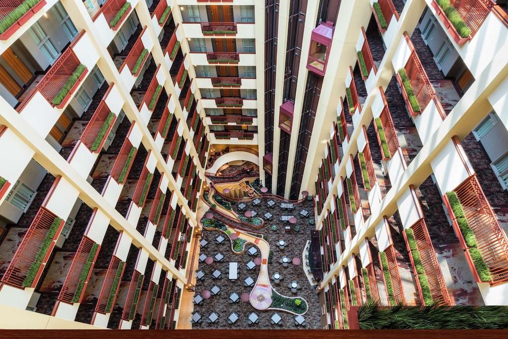 Embassy Suites by Hilton St. Louis St. Charles photo 2