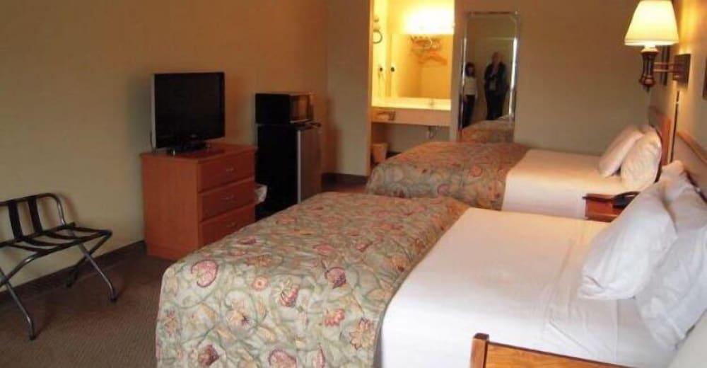 City Heart Inn & Suites photo 23