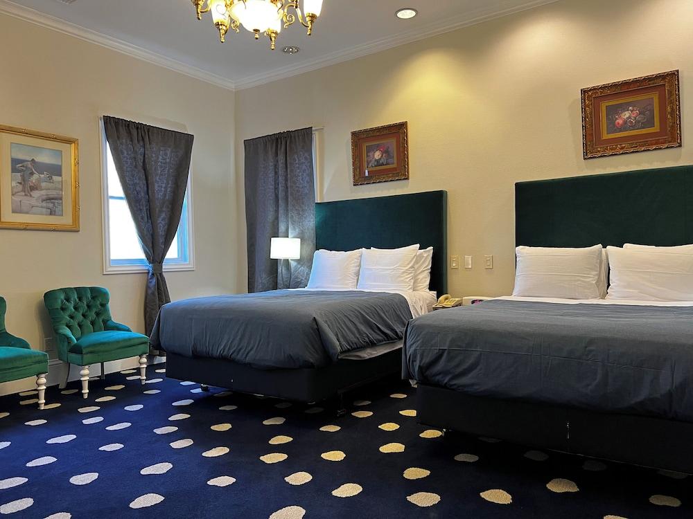 The Sterling Hotel photo 20
