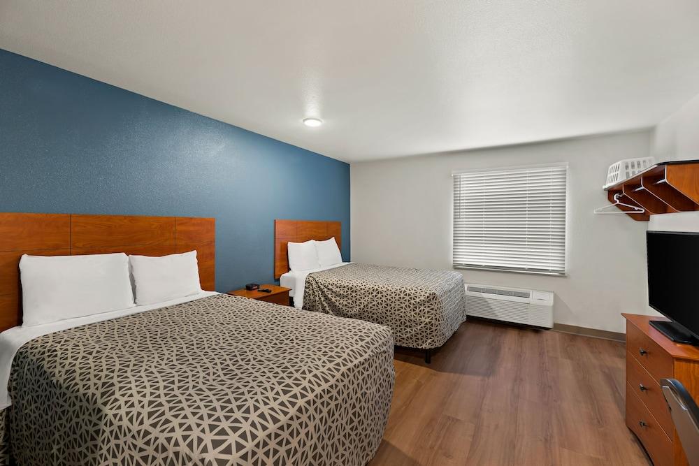 WoodSpring Suites El Paso I-10 Southeast photo 10
