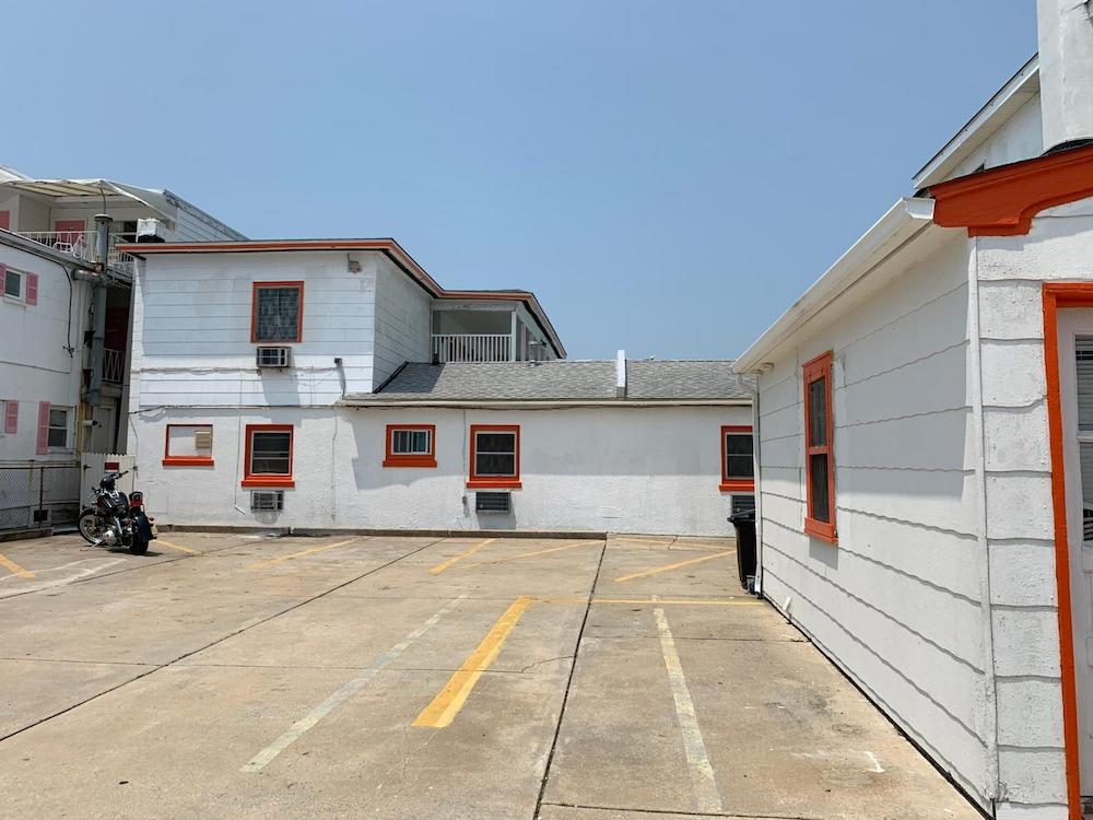 SunShine Motel photo 21