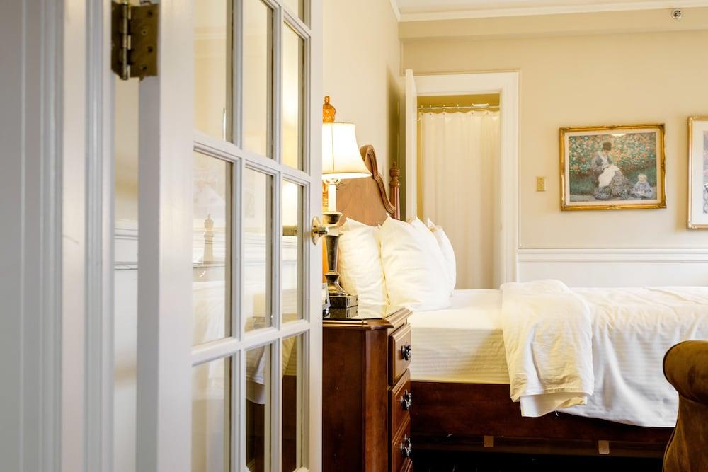 Hotel 340 photo 29