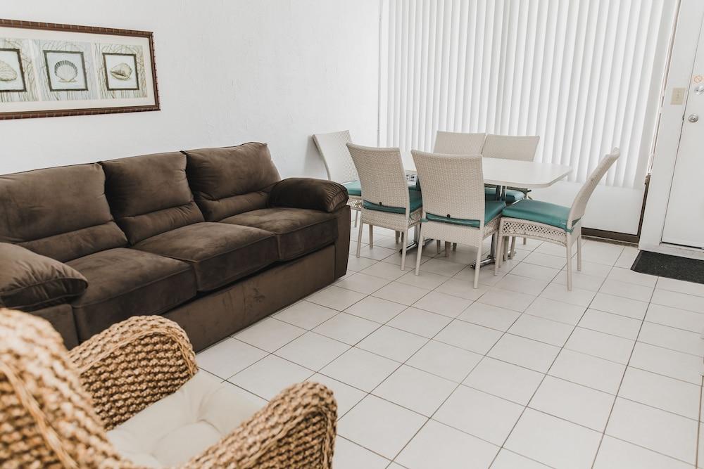 AA Heart of Wildwood Motels photo 41