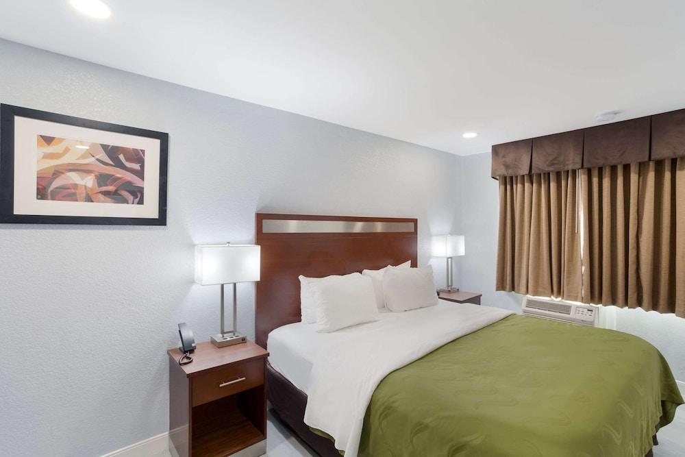 Quality Inn Redding near I-5 photo 5