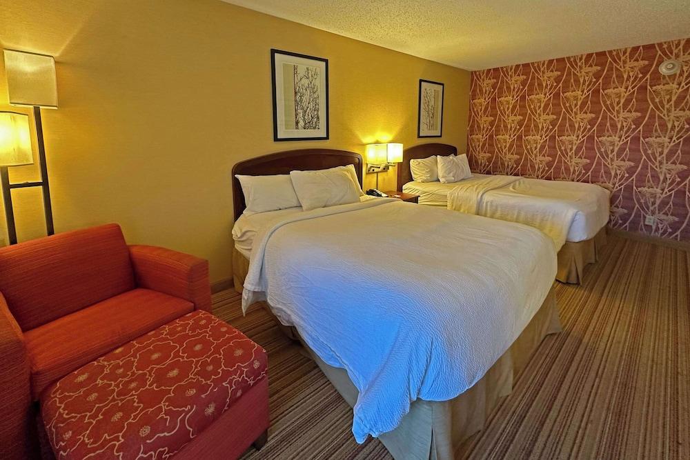 Country Inn & Suites by Radisson, Convention Center photo 79