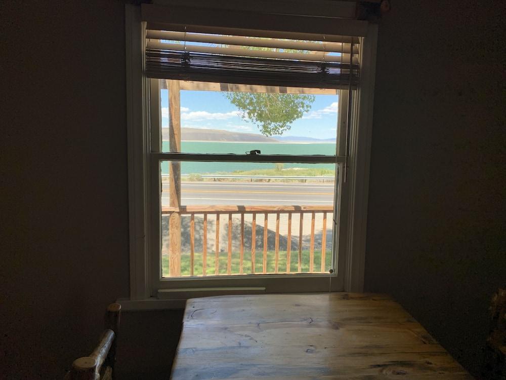 Tioga Lodge At Mono Lake photo 19