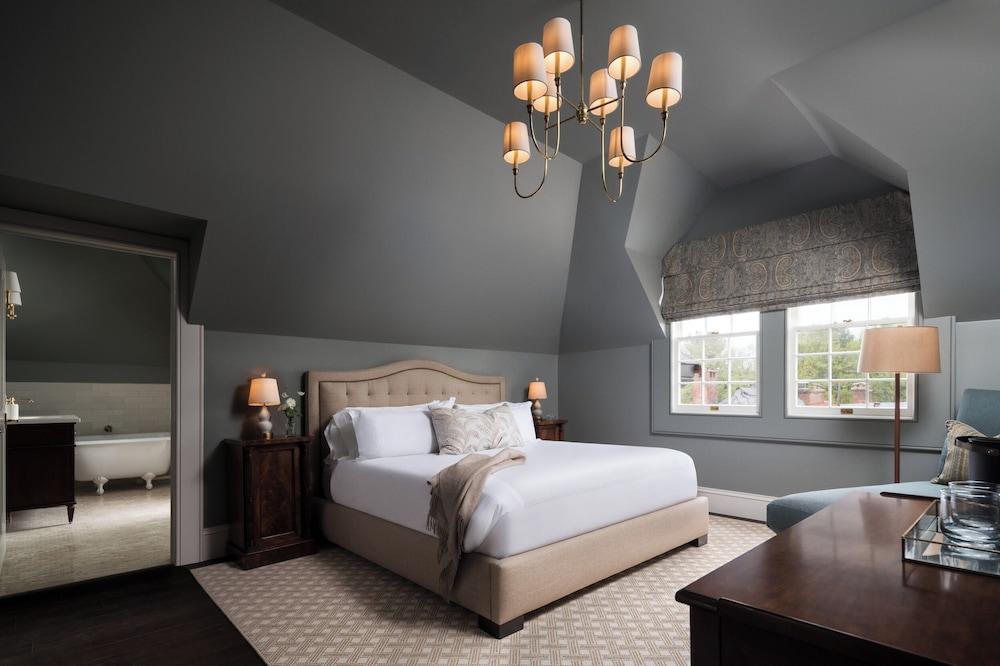 86 State Circle - Luxury Boutique Hotel photo 3
