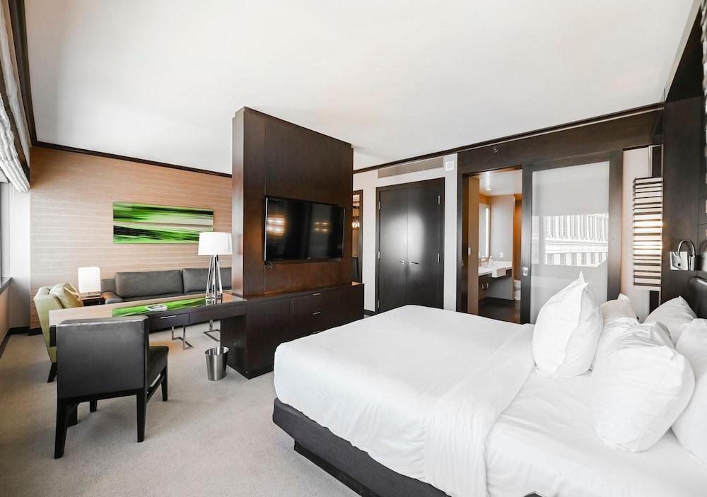 StripViewSuites at Vdara photo 16
