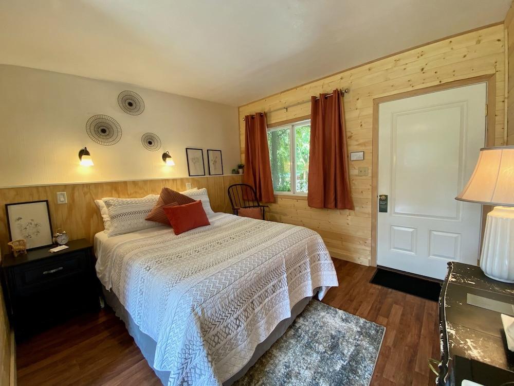 Emerald Valley Inn photo 6