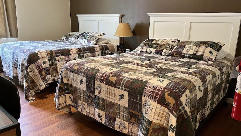 Denali Rainbow Village RV Park and Motel photo 48
