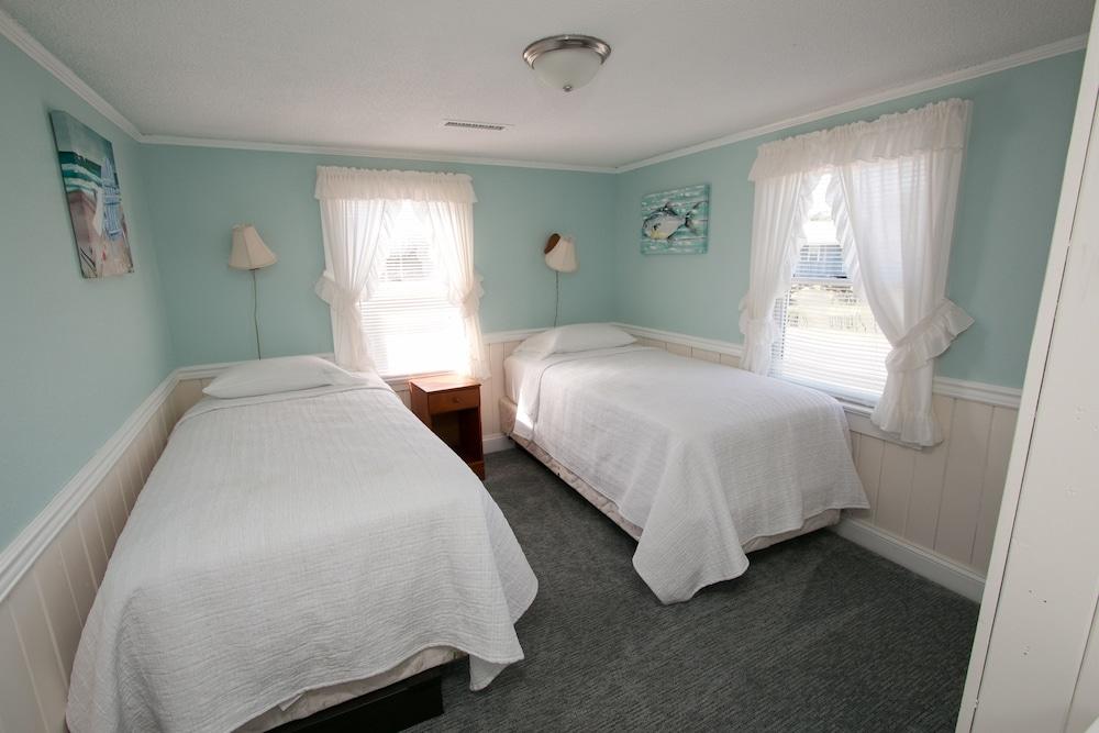 Outer Banks Motel - Village Accommodations photo 83