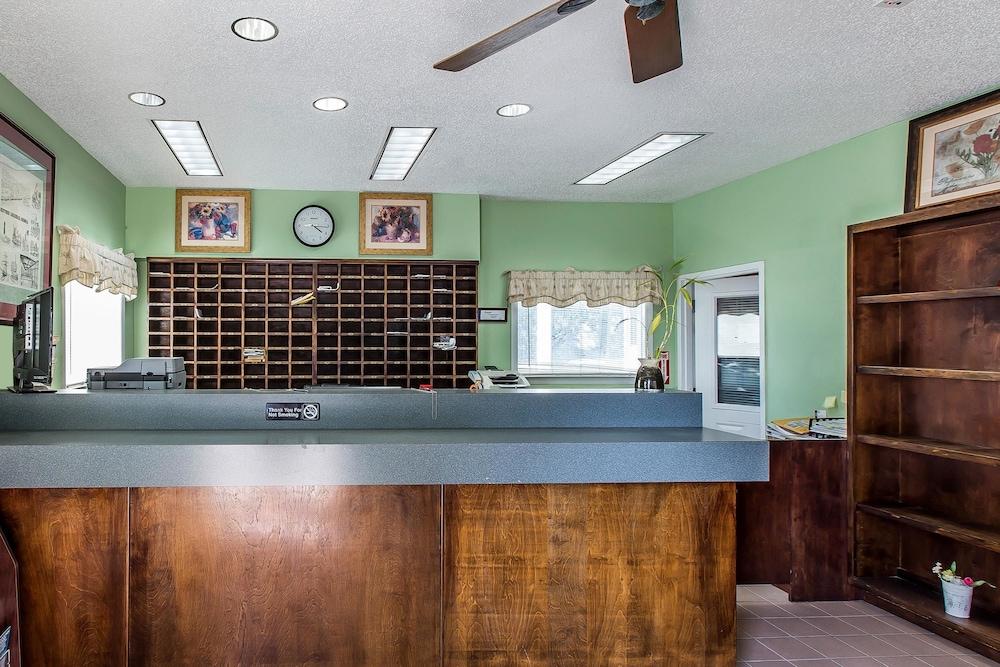 Suburban Studios Abercorn photo 18