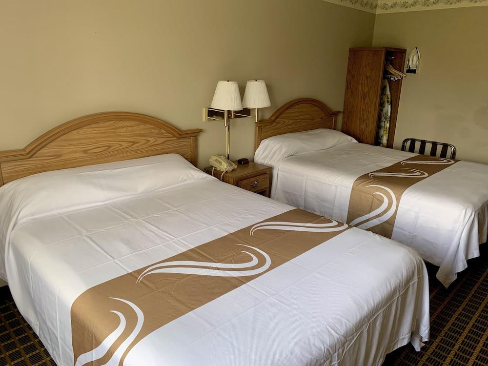 Country Inn Deerwood photo 26