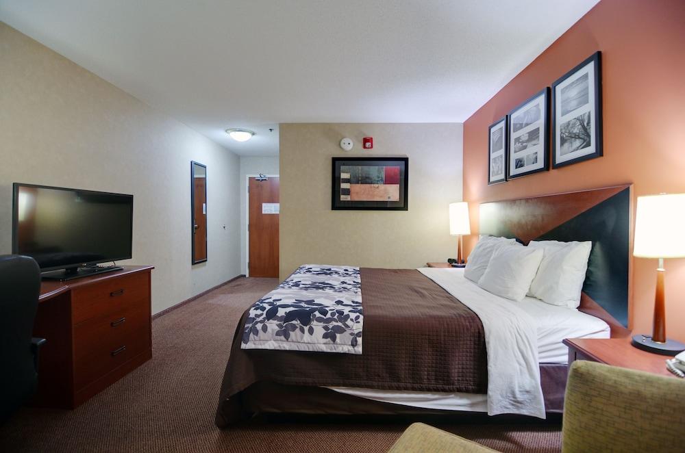Sleep Inn & Suites Ronks - Lancaster Area photo 44