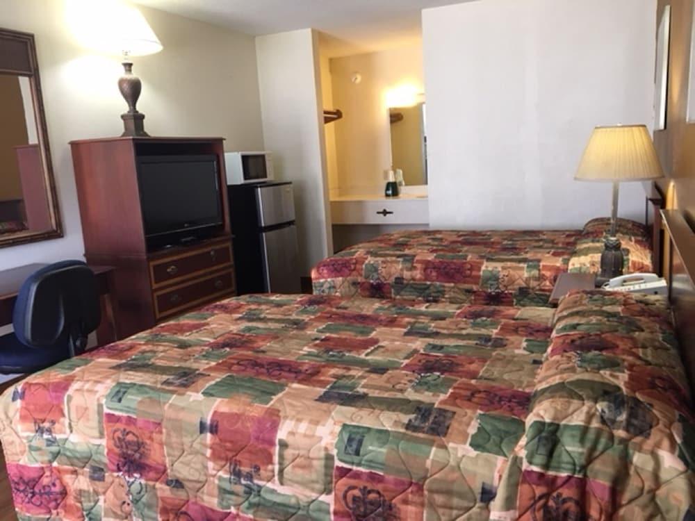 Suite Stay Talladega photo 11