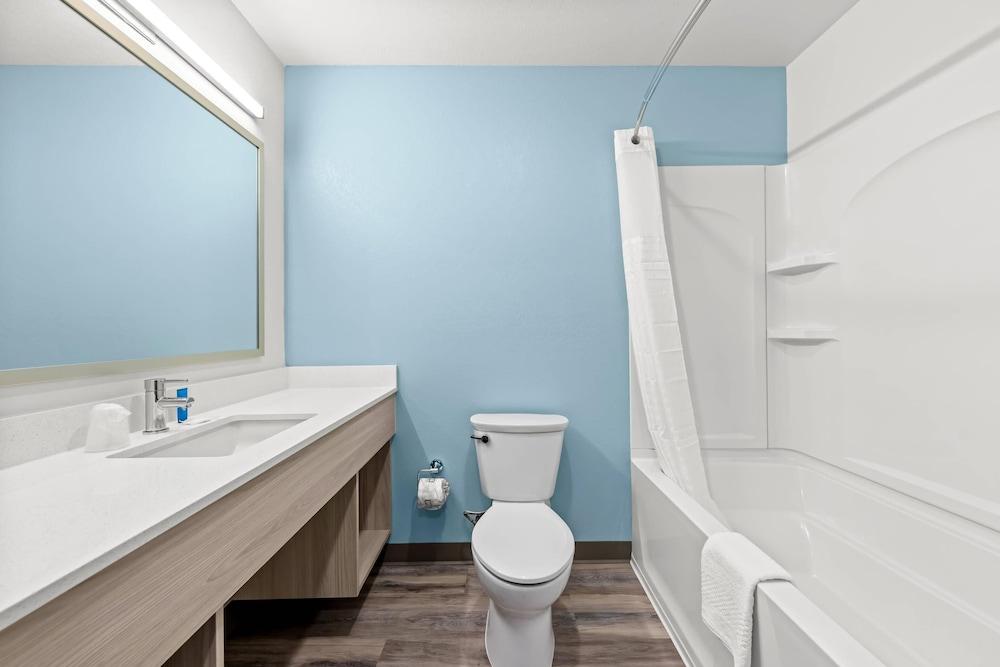 WoodSpring Suites Oak Ridge Knoxville photo 12