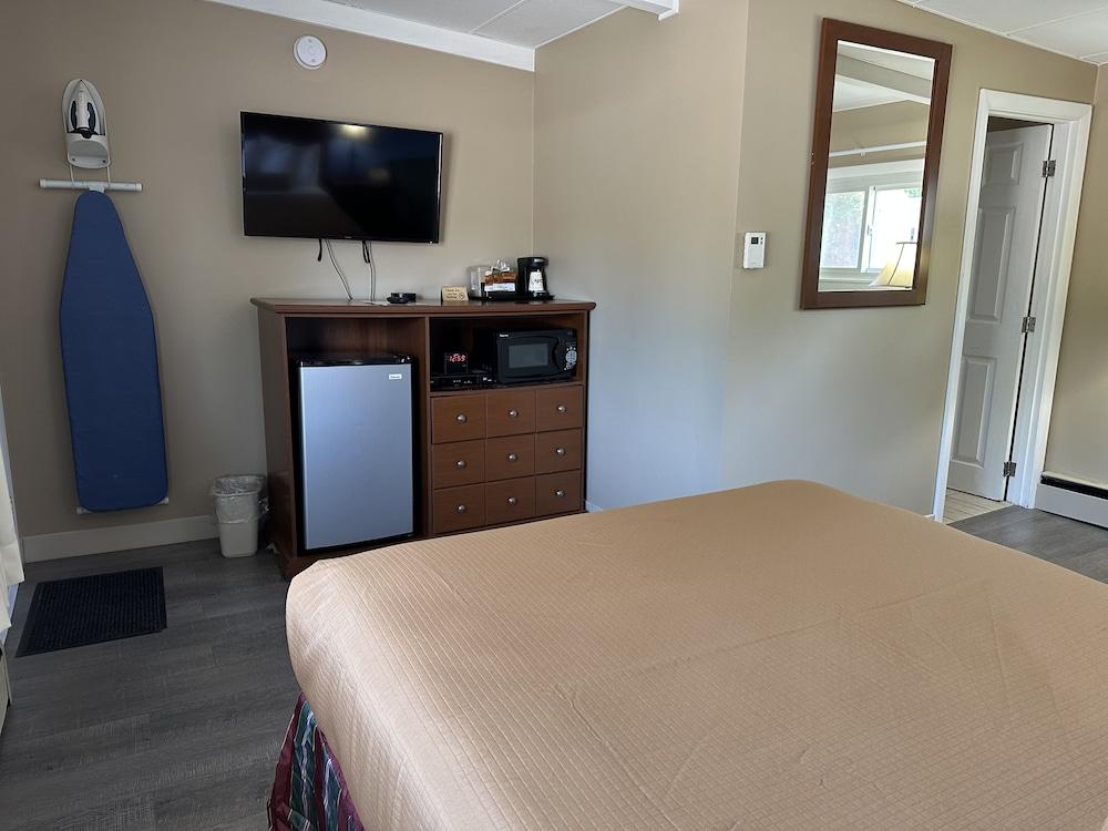 Claremont Motor Lodge photo 28