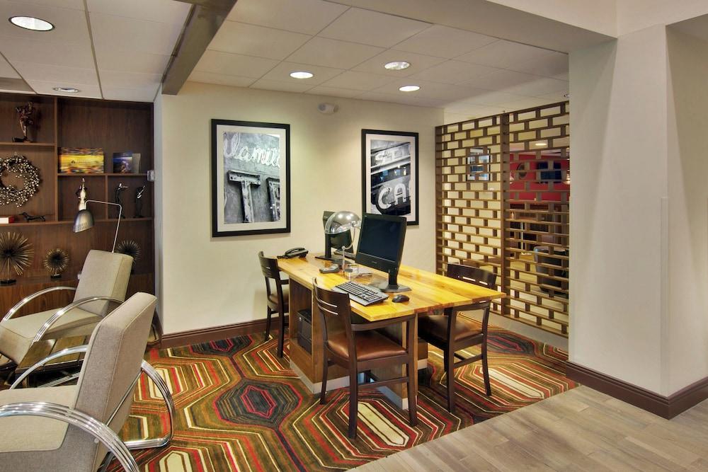 Four Points by Sheraton Nashville Airport photo 26