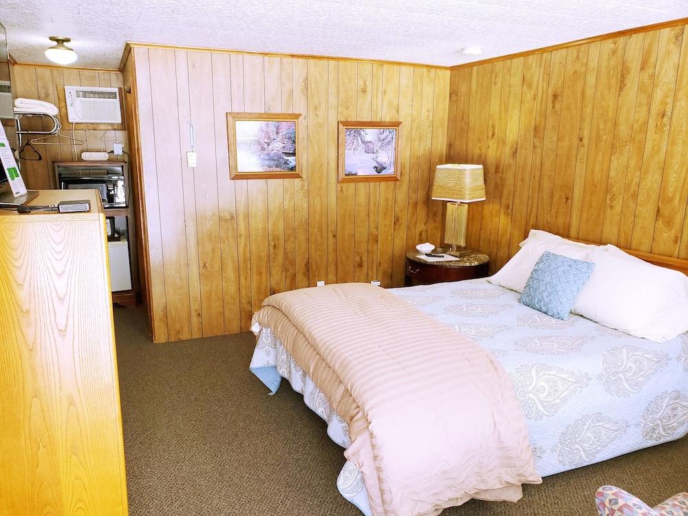 White Mountain Motel And Cottages photo 21