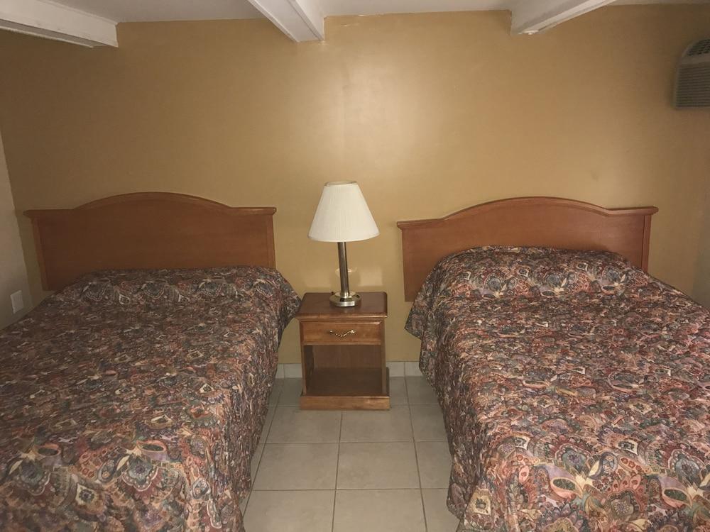 La Fontana Motel photo 2