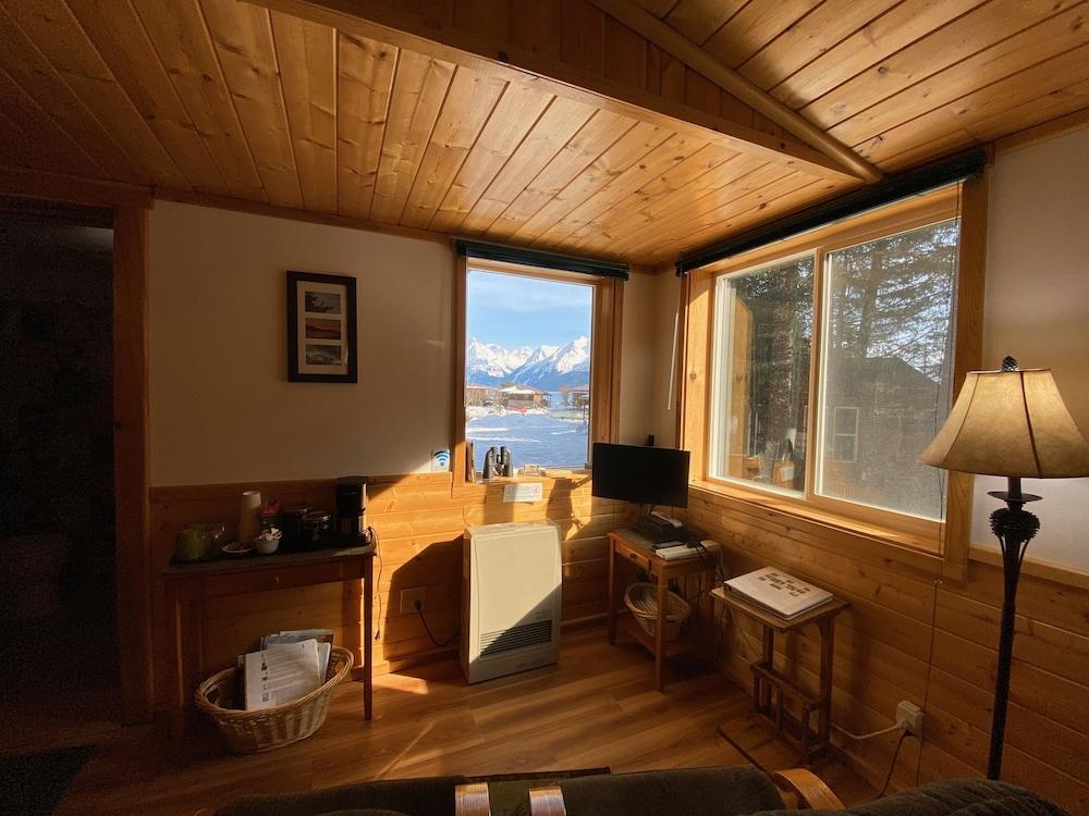 Angels Rest on Resurrection Bay LLC photo 42