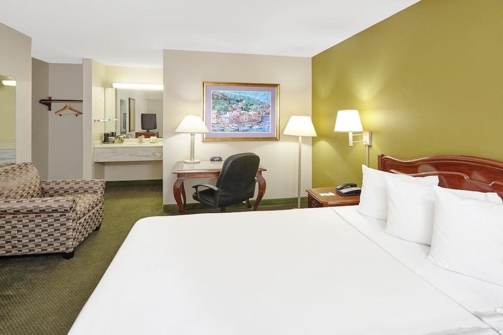 Chicago Lake Shore Hotel photo 9