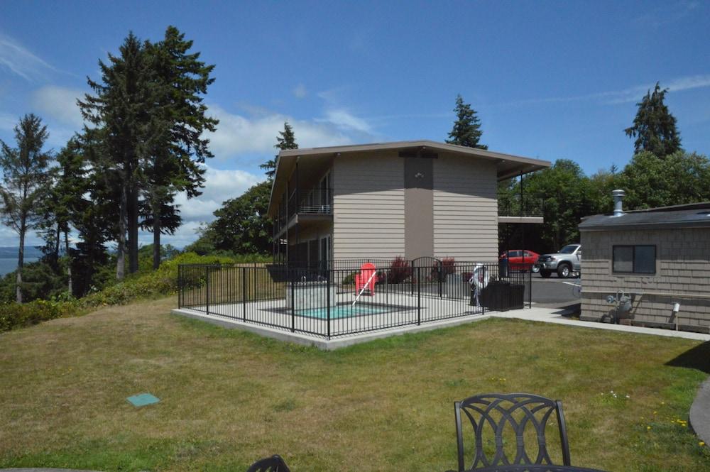 Astoria Crest Motel photo 95