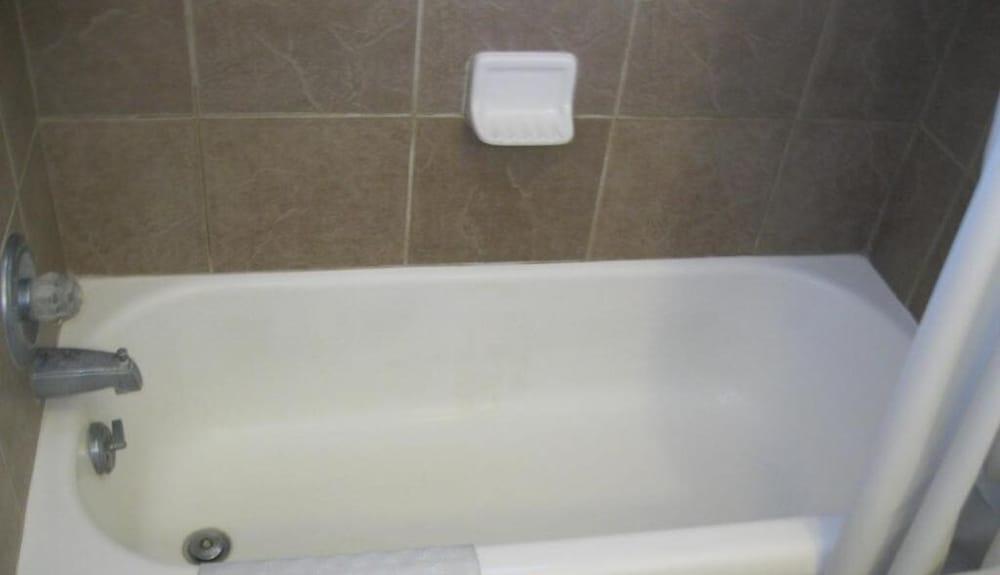 Circle S Lodge photo 22