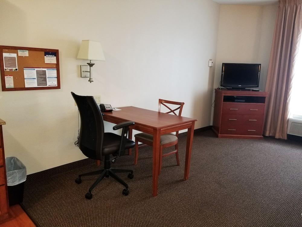 Candlewood Suites Cape Girardeau by IHG photo 65