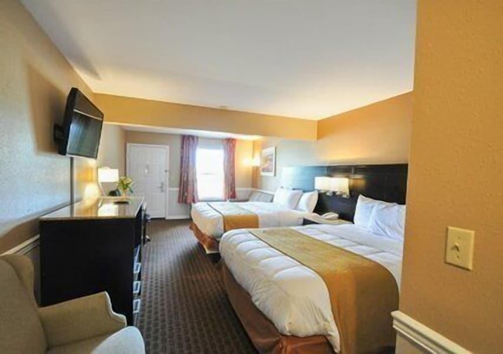 Econo Lodge Princess Anne photo 10