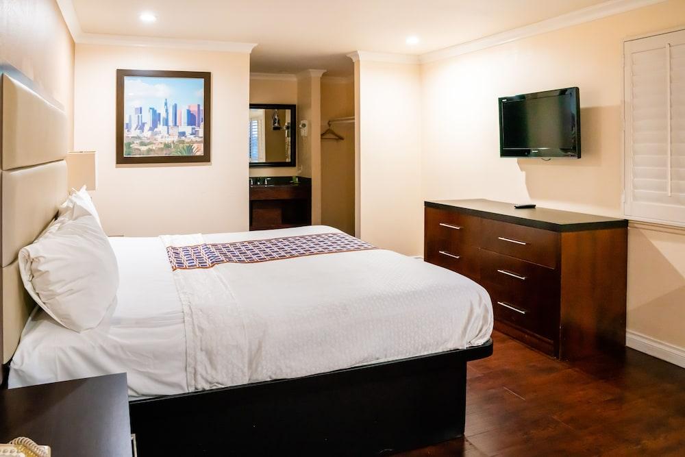 Gateway Inn Gardena photo 23