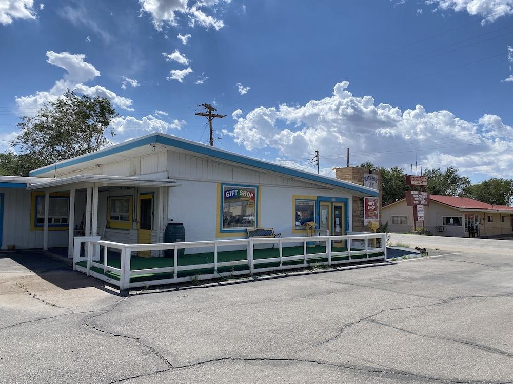 Rainbow Inn & Cottages photo 23