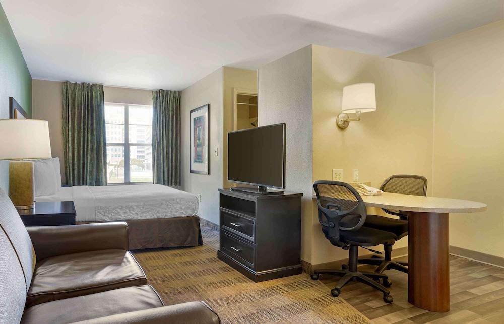 Extended Stay America Suites Houston Med Ctr Braeswood Bl photo 34
