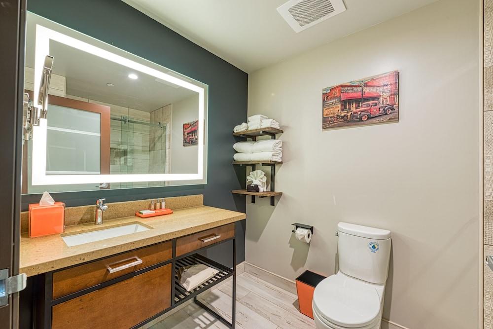 Hotel Lexen - Newhall photo 36