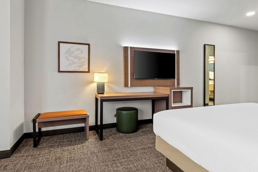 Spark by Hilton Catoosa photo 8