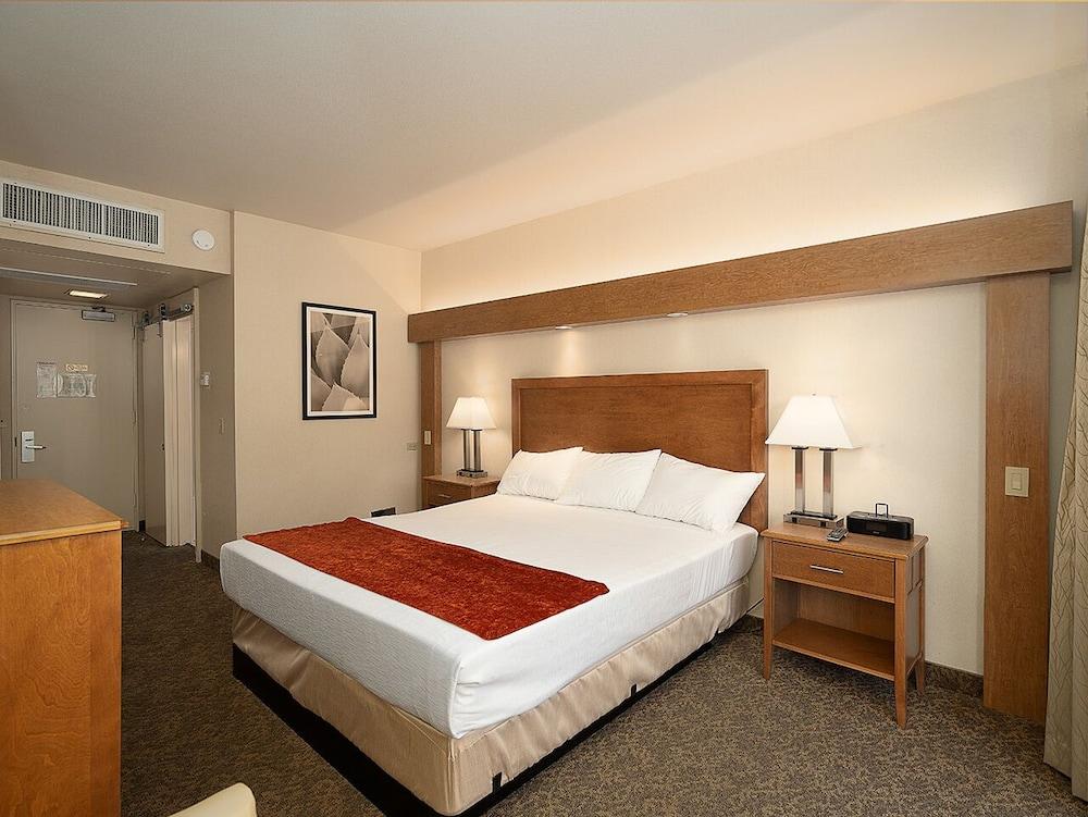 Kellogg West Conference Center and Hotel photo 9