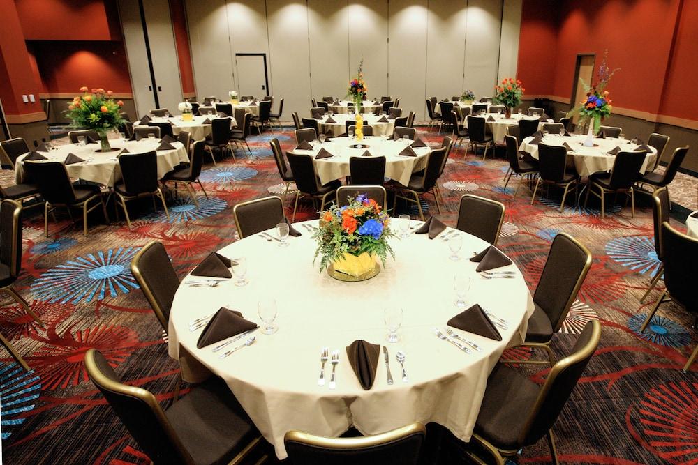 Emerald Queen Hotel & Casino - Fife photo 34