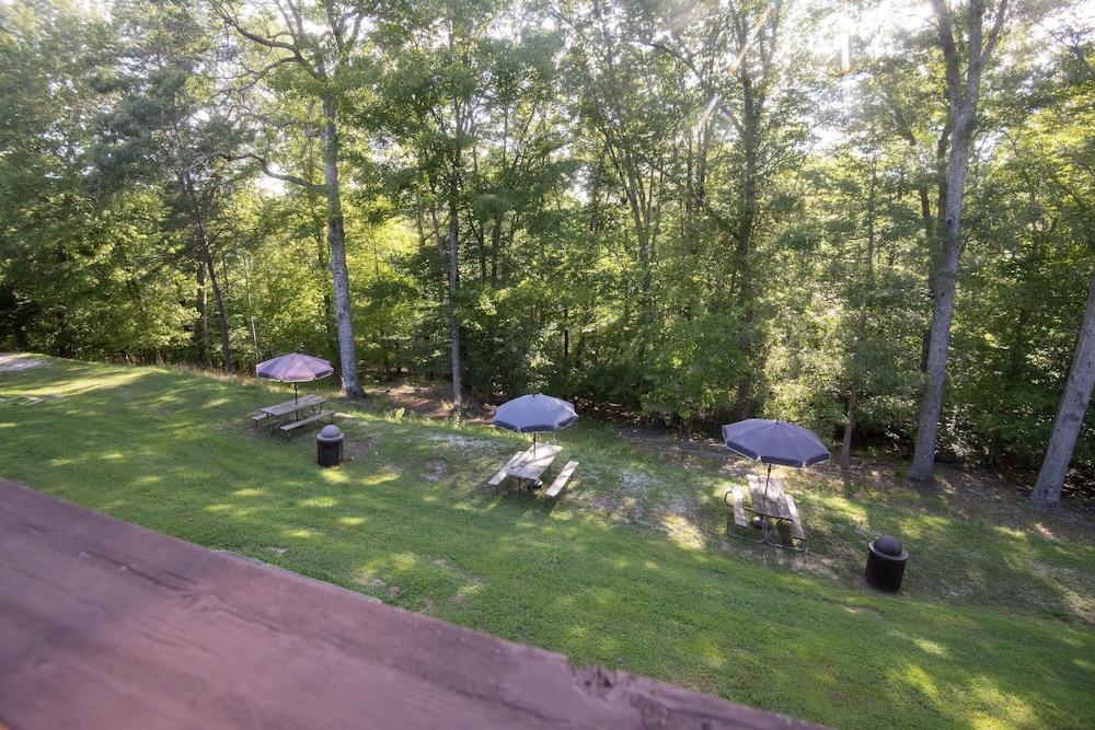 Carter Caves State Resort Park photo 66