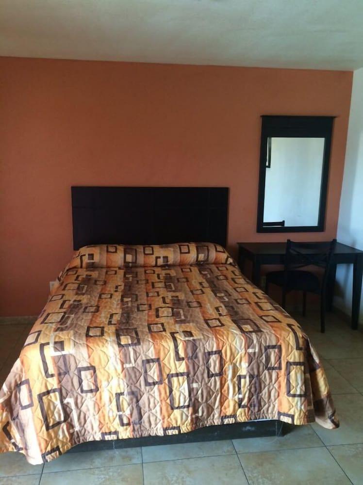Bayshore Motel photo 4