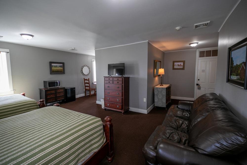 Nauvoo Temple House Hotel photo 19