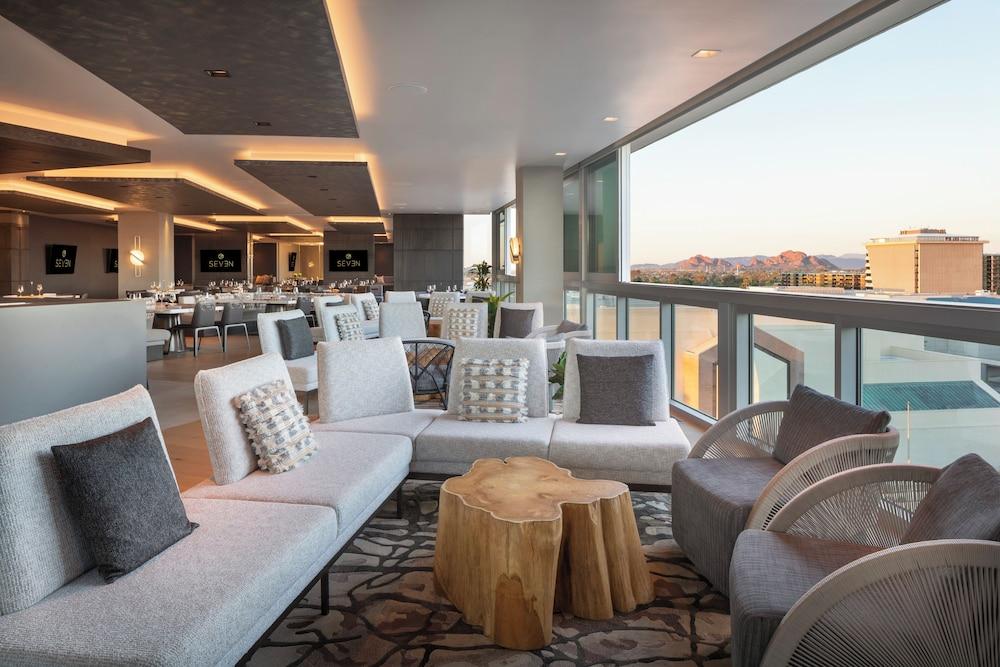 Caesars Republic Scottsdale, a Hilton Hotel photo 75
