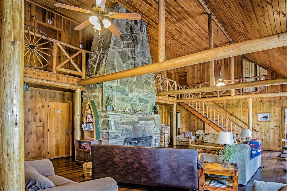 Diamond Belle Guest Ranch photo 18
