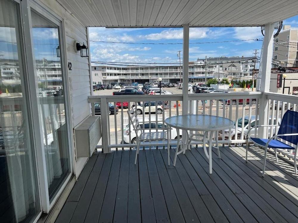 SHIPS INN Hotel photo 87
