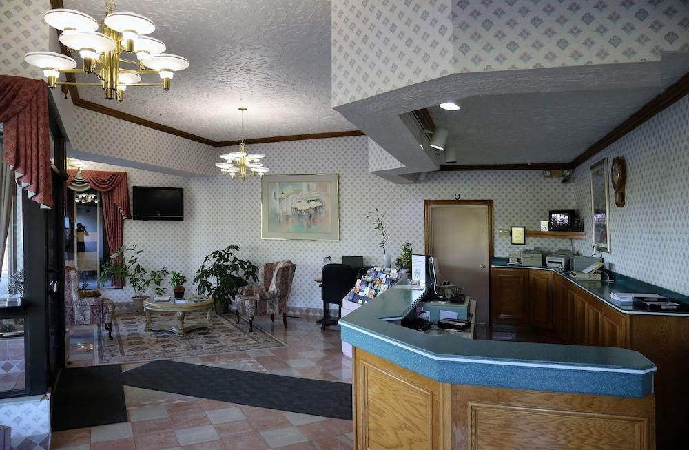 Magnuson Hotel Howell photo 4