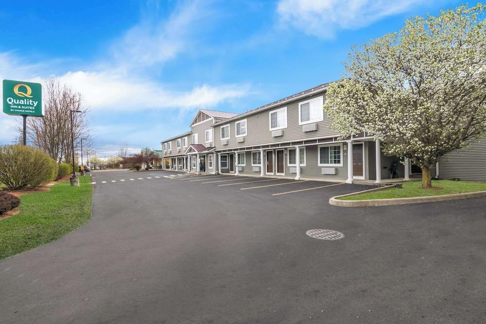 Quality Inn Queensbury - Lake George Area photo 32
