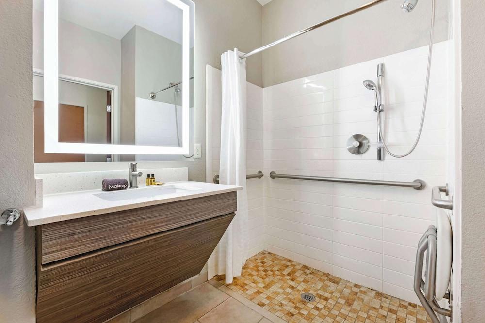 Best Western Plus Safford photo 26