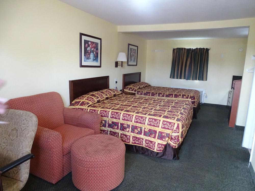 Rivers Inn Fort Madison photo 30