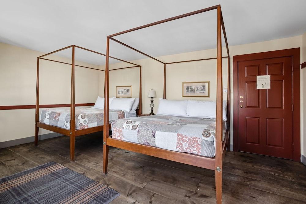 Artists Colony Inn photo 15