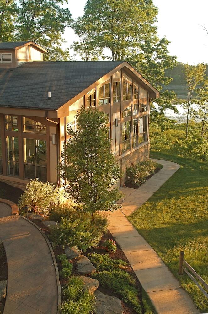 Punderson Manor Lodge and Conference Center photo 64